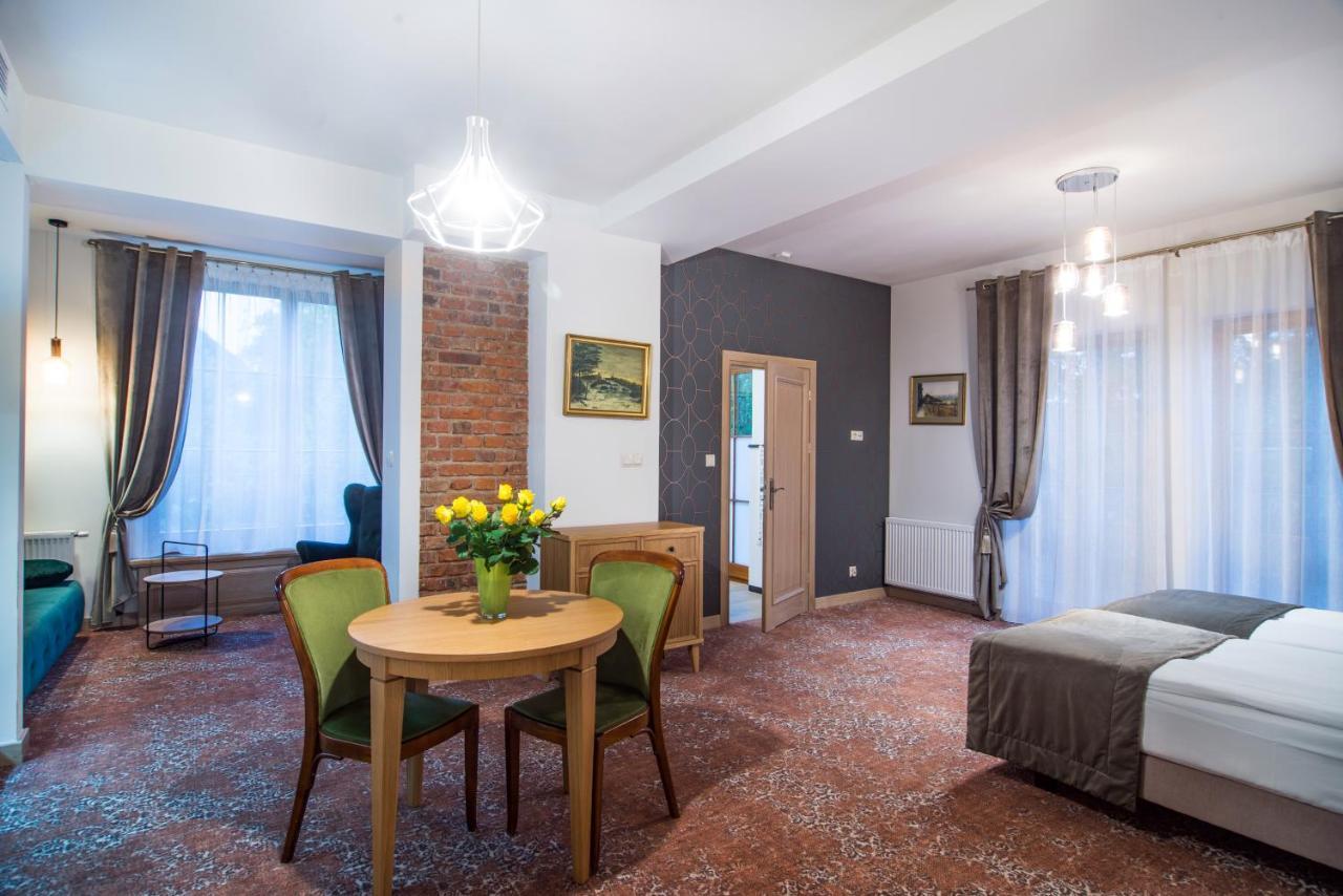 Hotel Dwa Ksiezyce Kazimierz Dolny Luaran gambar