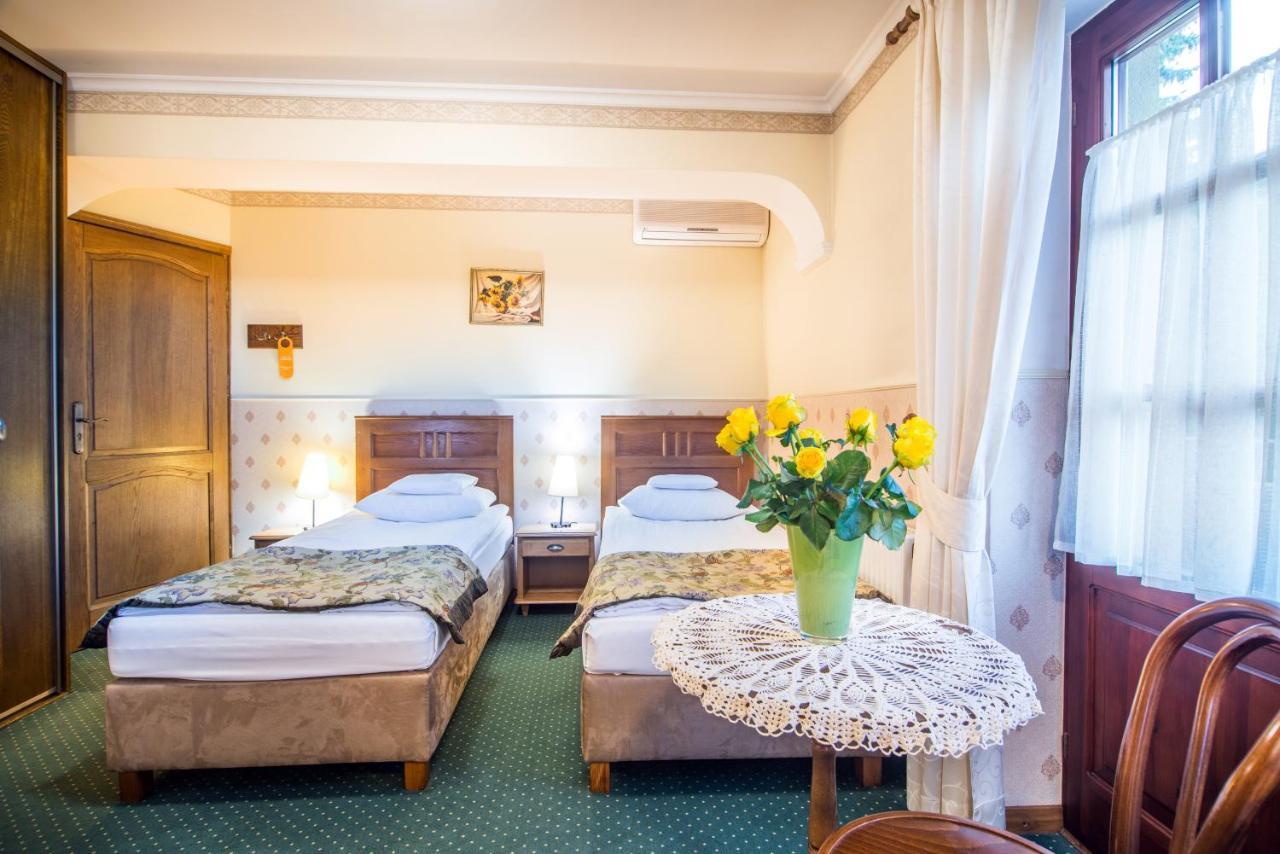 Hotel Dwa Ksiezyce Kazimierz Dolny Luaran gambar