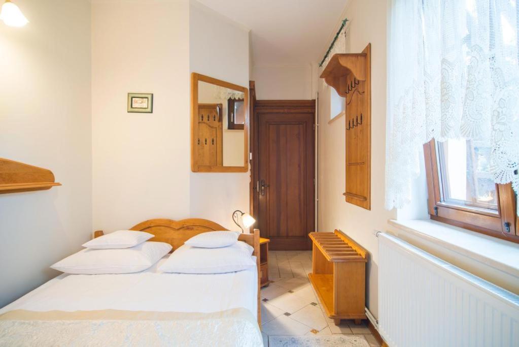 Hotel Dwa Ksiezyce Kazimierz Dolny Luaran gambar