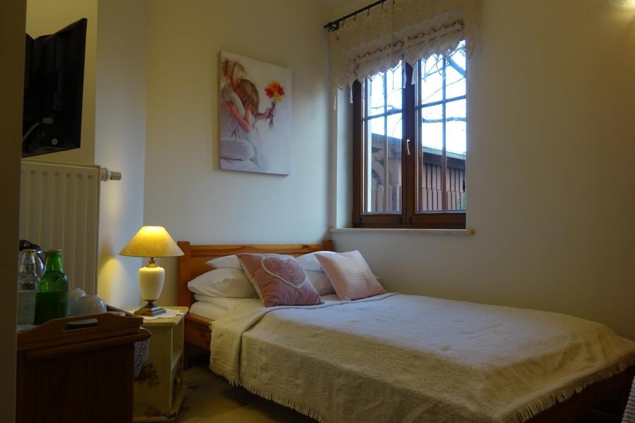 Hotel Dwa Ksiezyce Kazimierz Dolny Luaran gambar